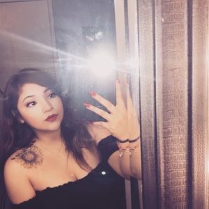 Meet your Posher, Wendy